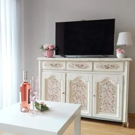 Apartamenty Sloneczny Brzeg شقة *